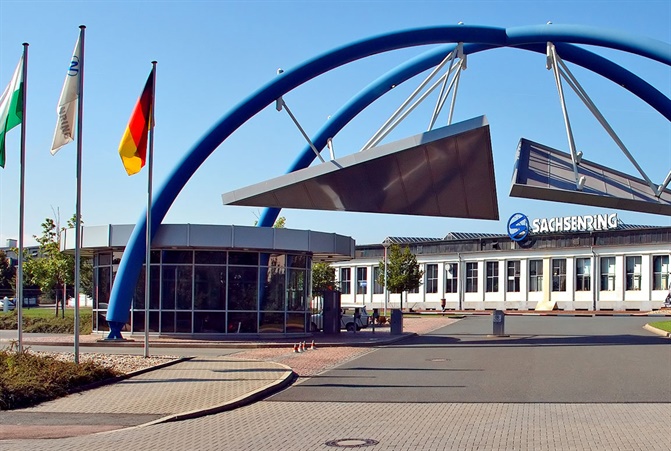 Foto vom Firmengebäude der Sachsenring AG inZwickau
